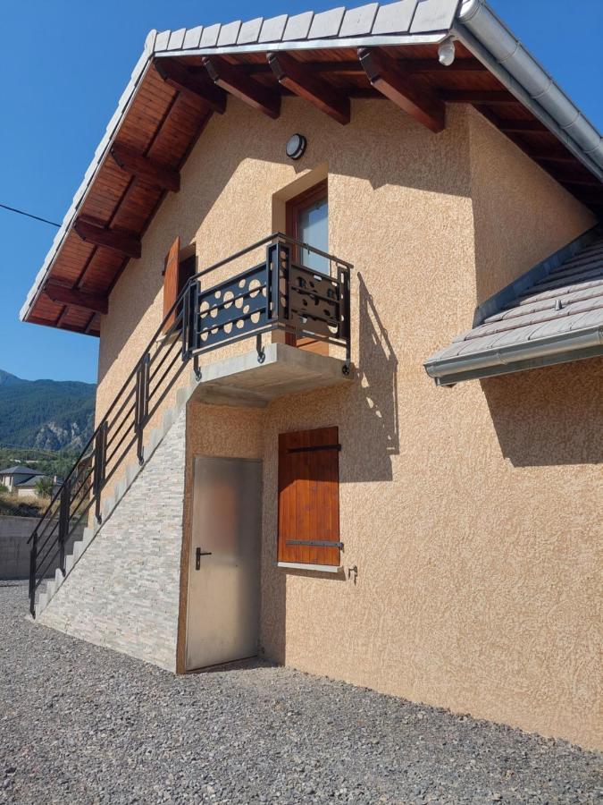 Le Pre Fleuri A Guillestre - Appartements Neufs Classes Meubles De Tourisme 3 Etoiles - Parking Privatif Dış mekan fotoğraf